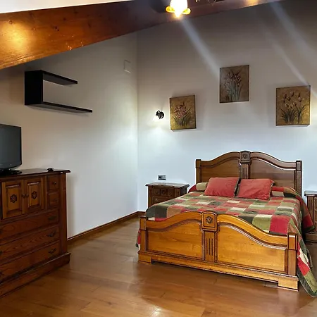 Casa De Aldea El Ponton בית כפרי *