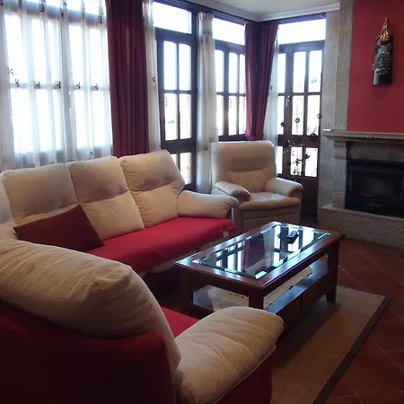 Casa De Aldea El Ponton קיו