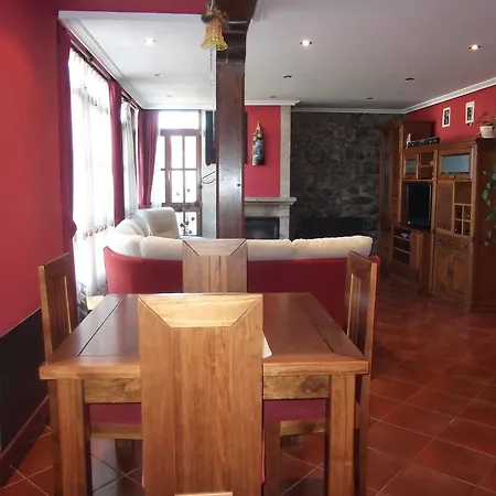 בית כפרי Casa De Aldea El Ponton קיו