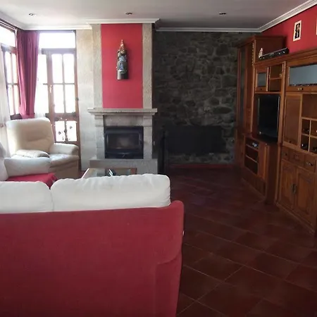 Casa De Aldea El Ponton Cue